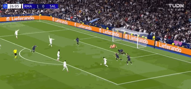 1737585970262048538.gif 维尼修斯.gif