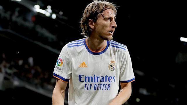 1679498985375019662.jpg 莫德里奇.jpg