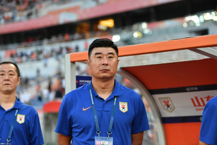 半岛体育官网-鲁媒：泰山队战术打法被对手针对，迫切需要行之有效的B计划